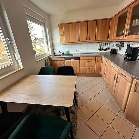 Sonniges&ruhiges Mit Balkon Nahe Berlin