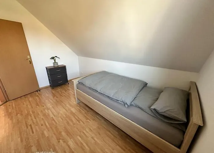 Sonniges & Ruhiges Mit Balkon Nahe Berlin * ツォイテン