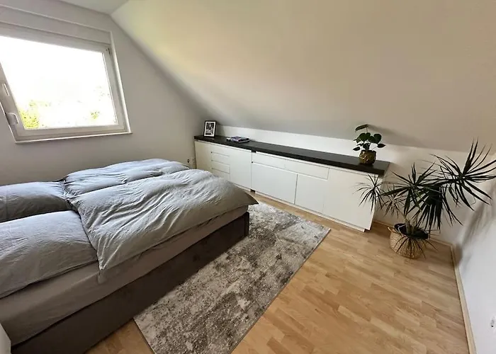 Sonniges & Ruhiges Mit Balkon Nahe Berlin *