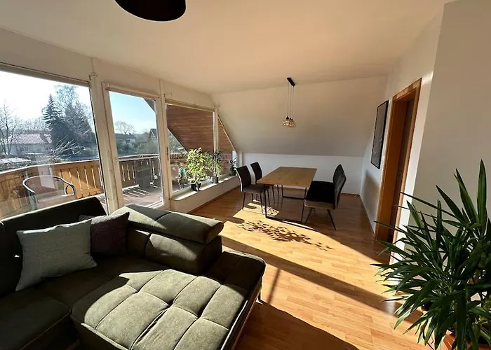 Sonniges & Ruhiges Mit Balkon Nahe Berlin